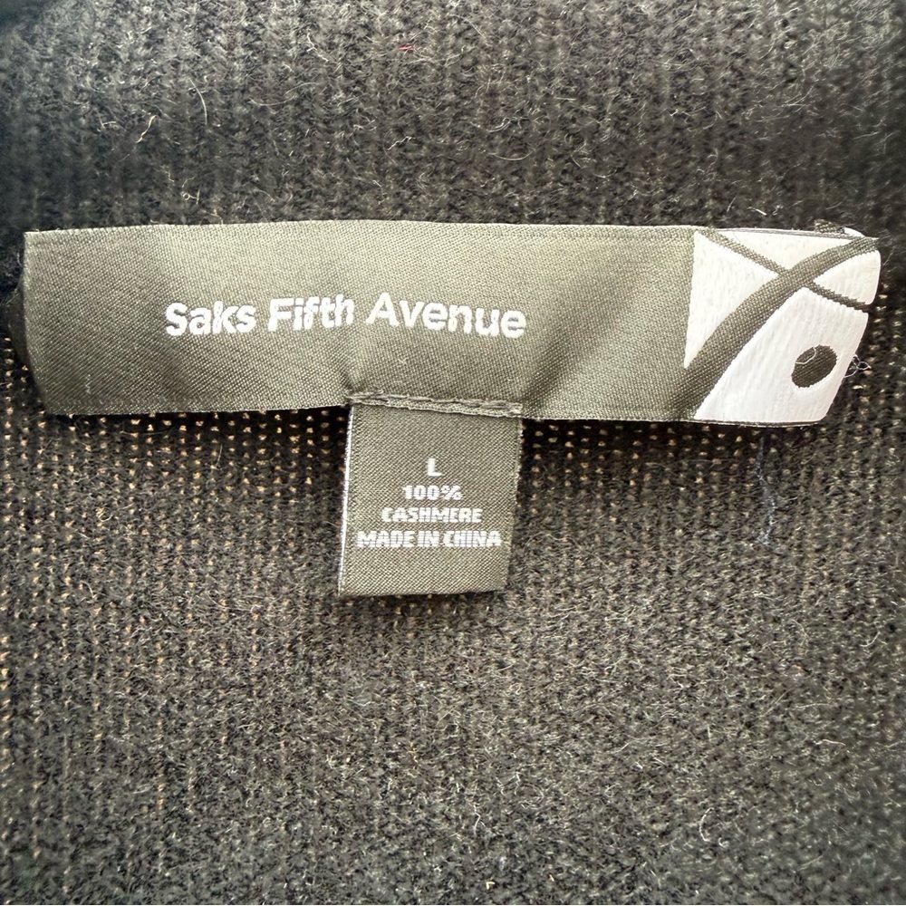 Saks Fifth Ave Women’s Black Cashmere Button Up Sweater Cardigan Jacket Large - Picture 2 of 10